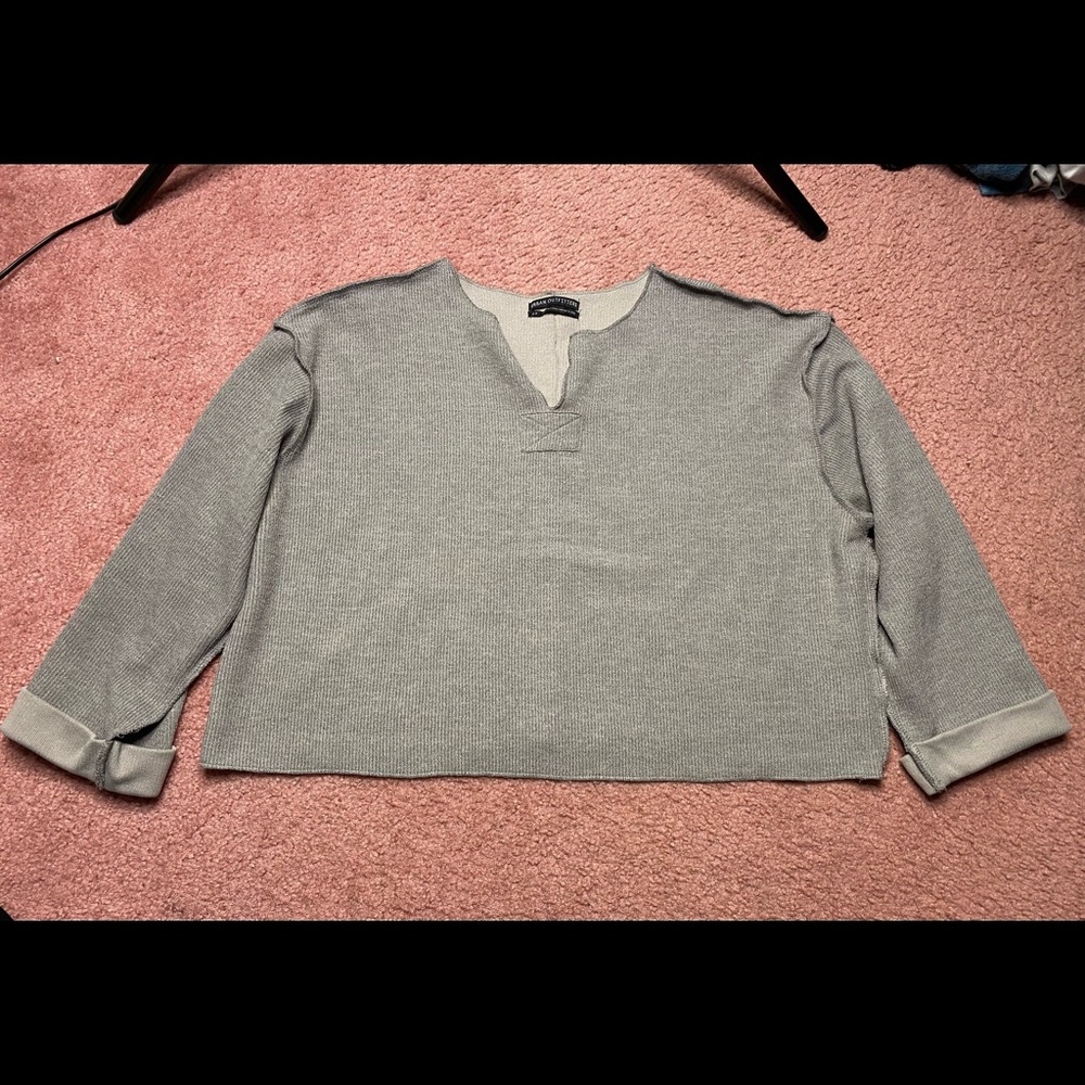 Sweater - Picture 2 of 5